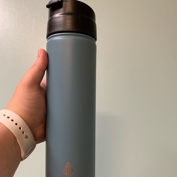 tal 26 oz water bottle